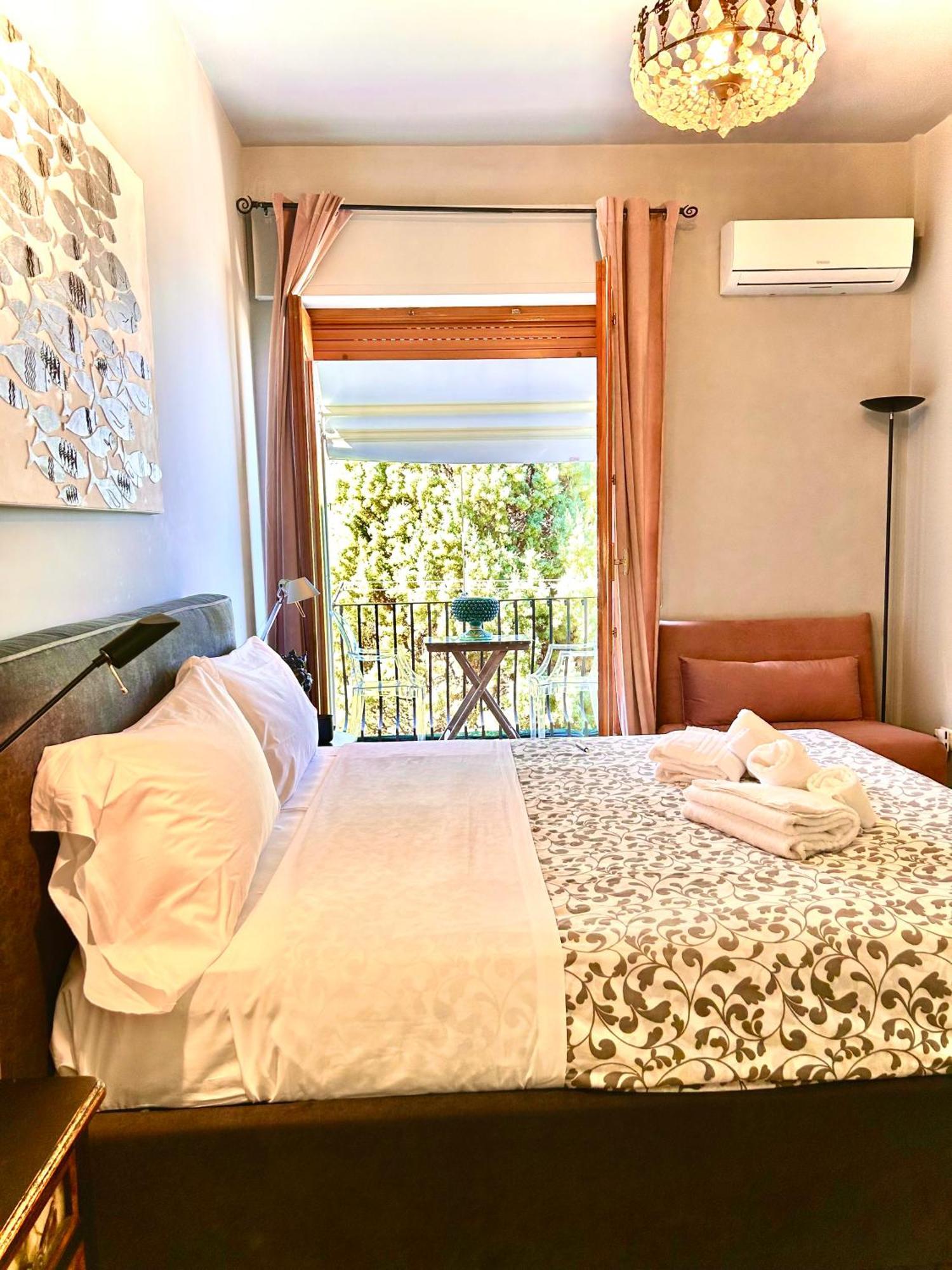 Sun Sky Sea Suite Таормина Экстерьер фото